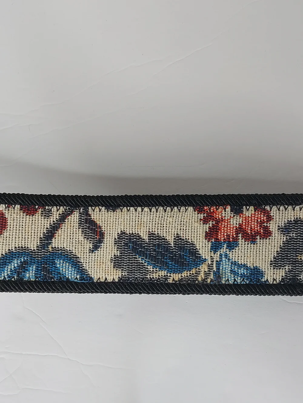 Pearl 80's Vintage-Inspired Floral Tapestry Waist Belt 36 In